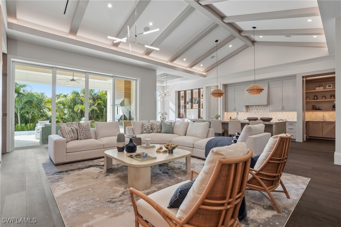5 Bed Pool Home for Sale in Park Shore, photo 4