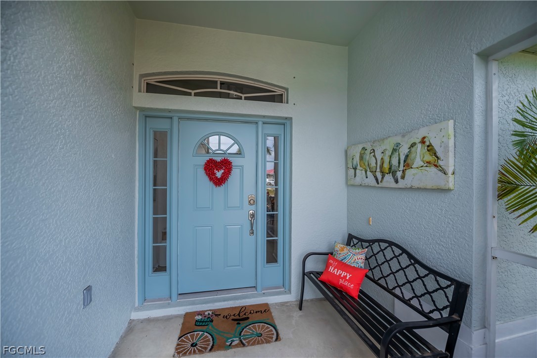 4 Bed Pool Home for Sale in Cape Coral, photo 4