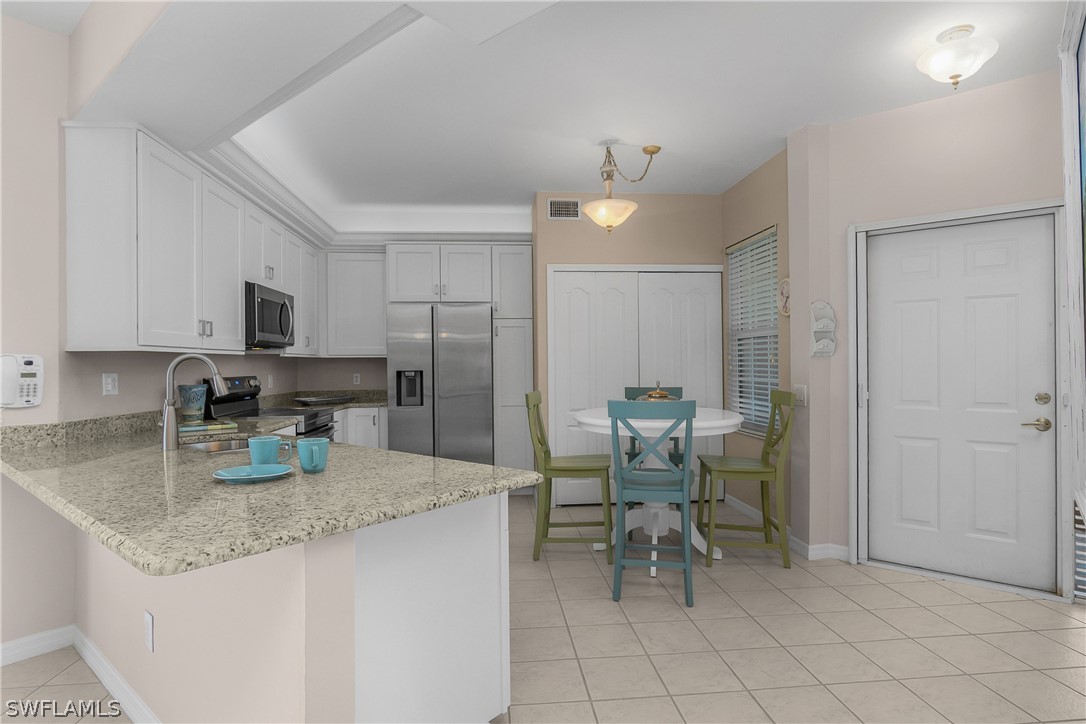2 Bed Condominium for Sale in Winding Stream, photo 4