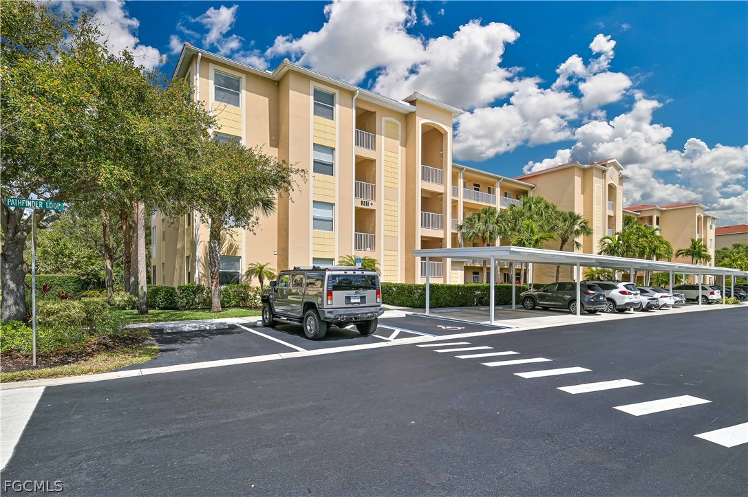 2 Bed Condominium for Sale in Fort Myers, photo 4