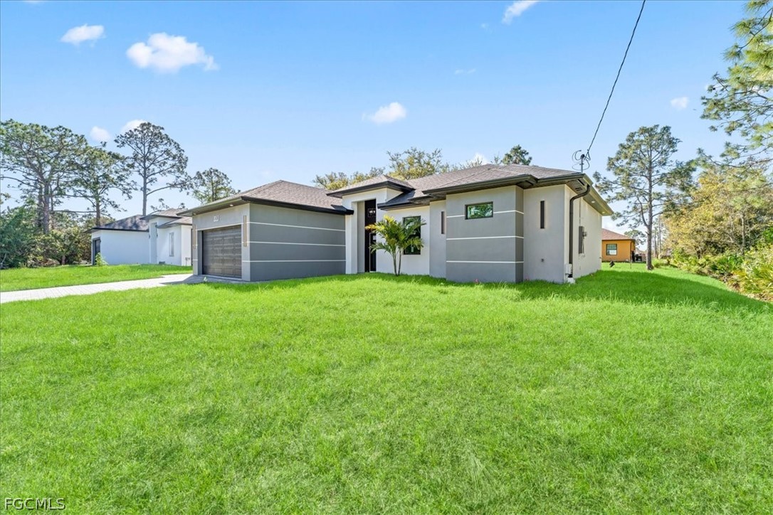 4 Bed SingleFamilyResidence for Sale in Lehigh Acres, photo 4