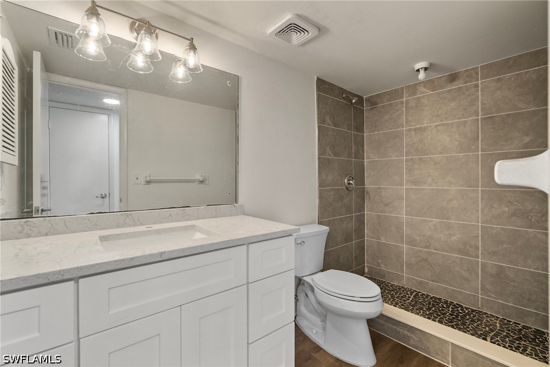 1 Bed Condominium for Sale in Fort Myers, photo 4