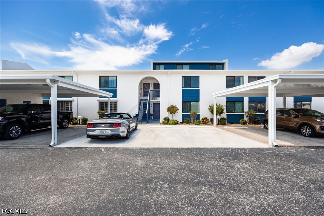 2 Bed Waterfront Home for Sale in Cape Coral, photo 4
