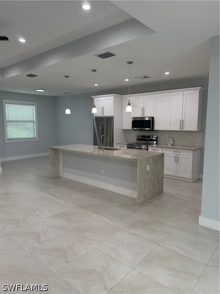 3 Bed SingleFamilyResidence for Sale in Naples, photo 4