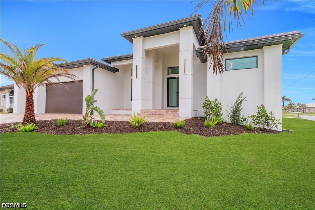 3 Bed Pool Home for Sale in Burnt Store Lakes, photo 4