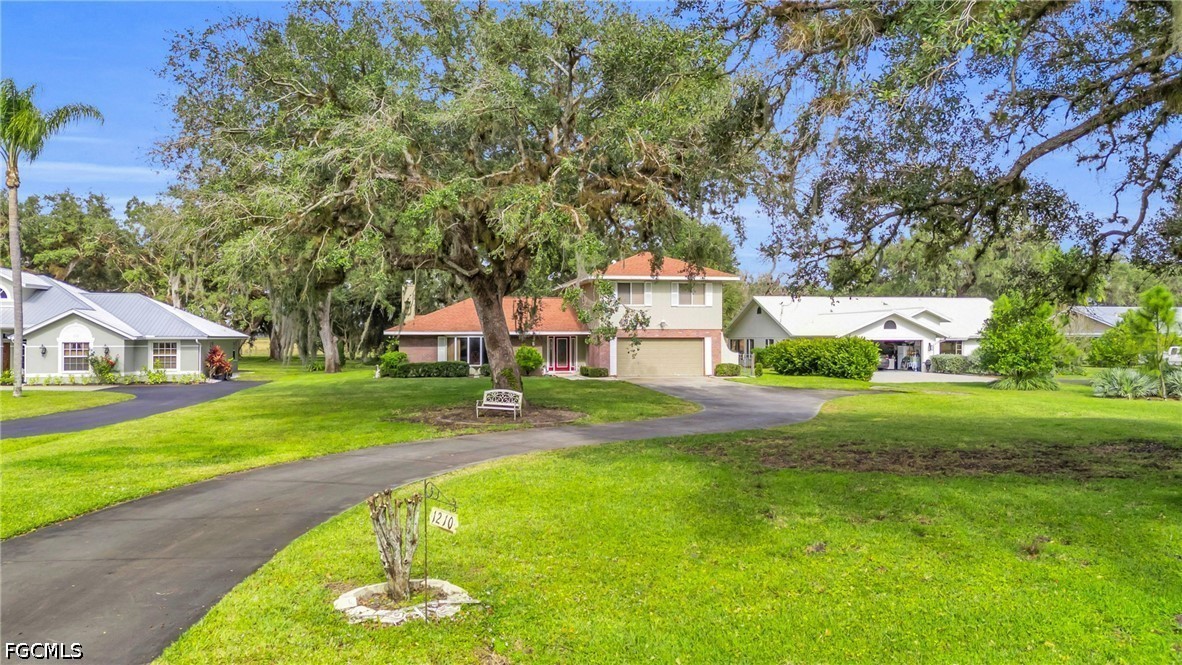 3 Bed SingleFamilyResidence for Sale in Labelle, photo 4