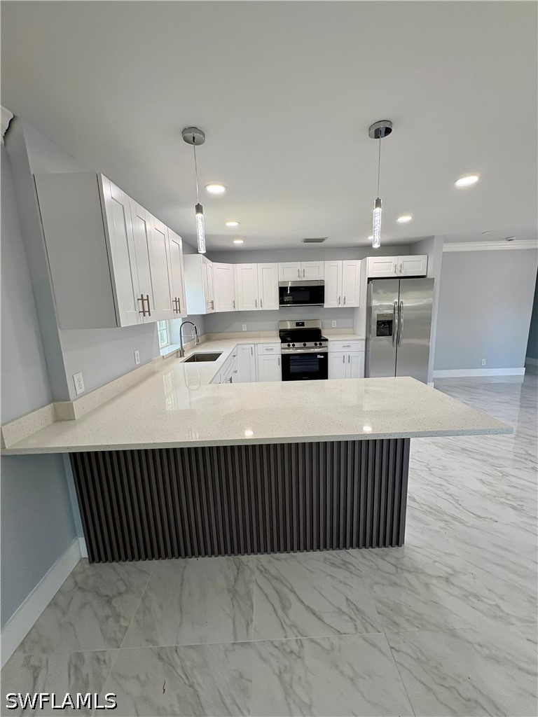 4 Bed SingleFamilyResidence for Sale in Naples, photo 4