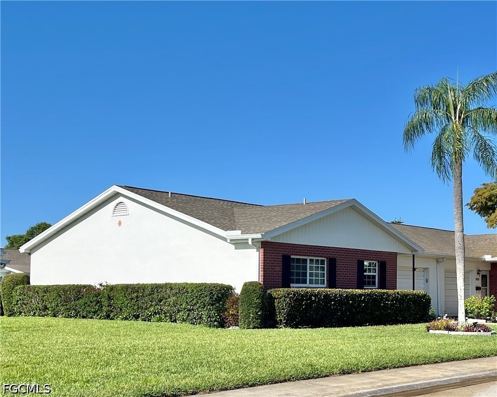 2 Bed Attached for Sale in Fort Myers, photo 4