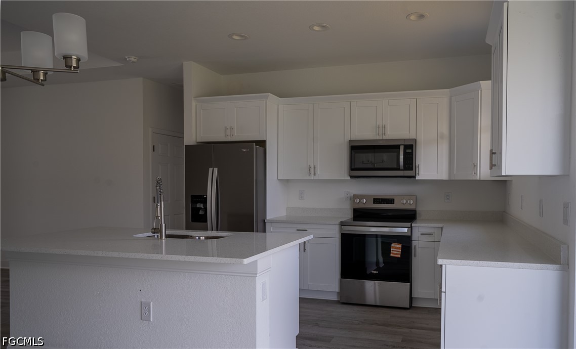 3 Bed SingleFamilyResidence for Sale in Port Charlotte, photo 4