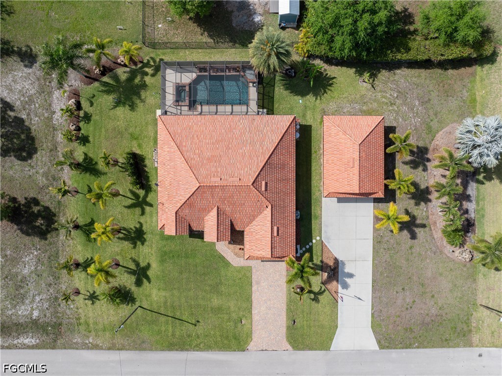 4 Bed Pool Home for Sale in Cape Coral, photo 4