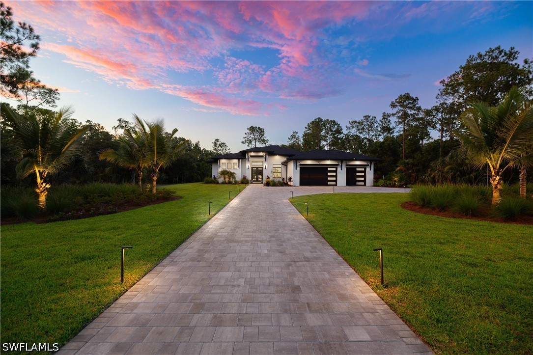 4 Bed Pool Home for Sale in Naples, photo 4