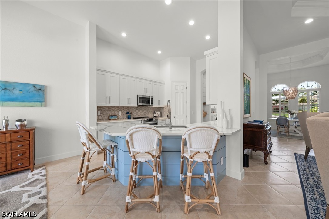 3 Bed Pool Home for Sale in Hollybrook, photo 4