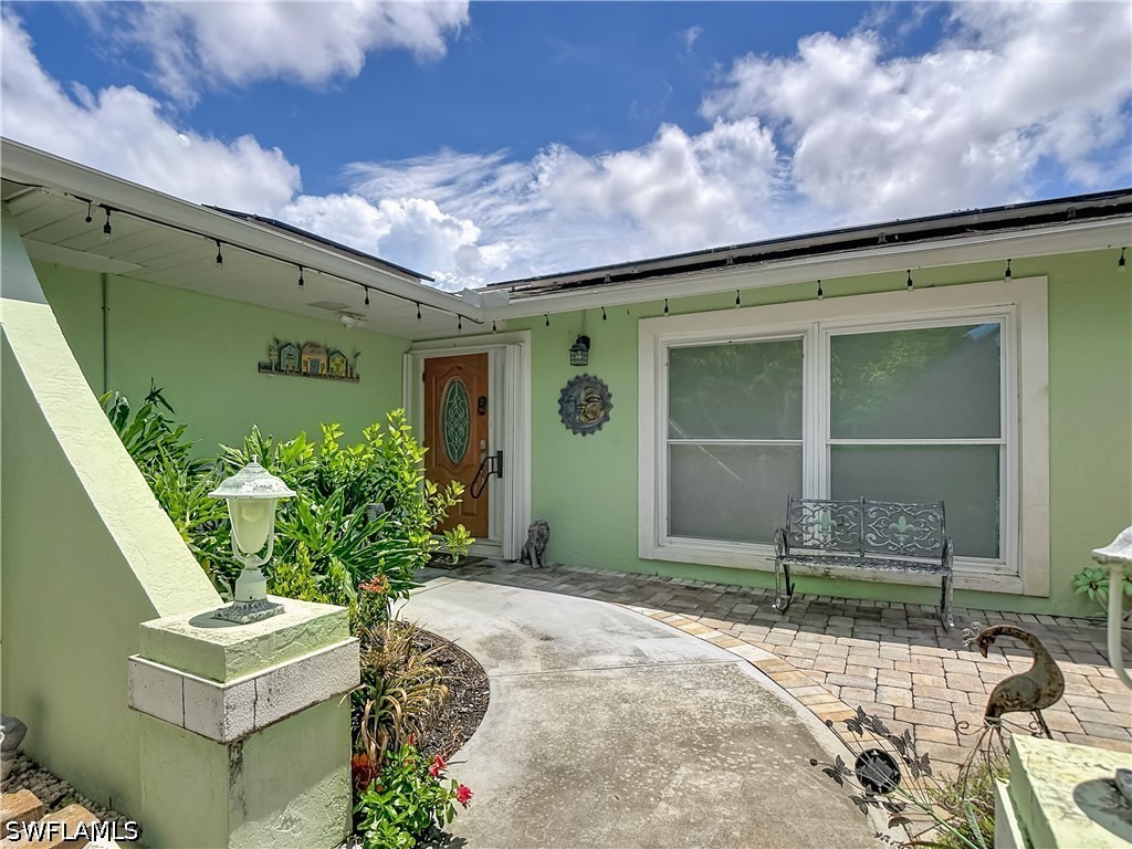 4 Bed Pool Home for Sale in Acreage, photo 4