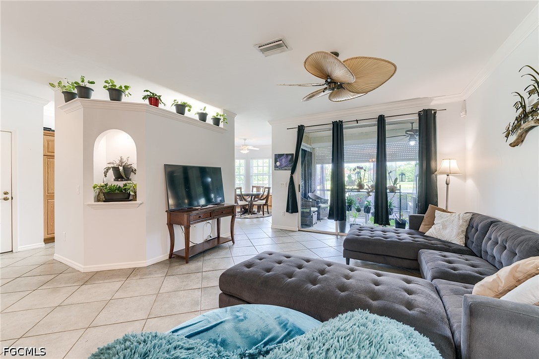 3 Bed Condominium for Sale in Oakwood, photo 4