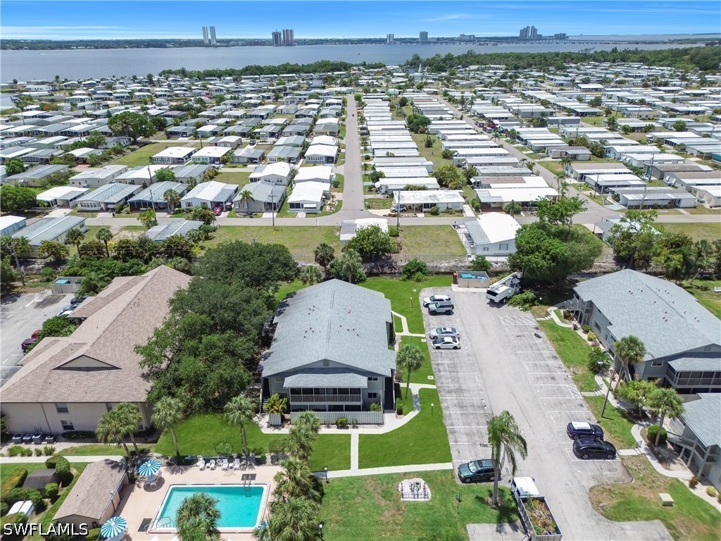 2 Bed Condominium for Sale in North Fort Myers, photo 4