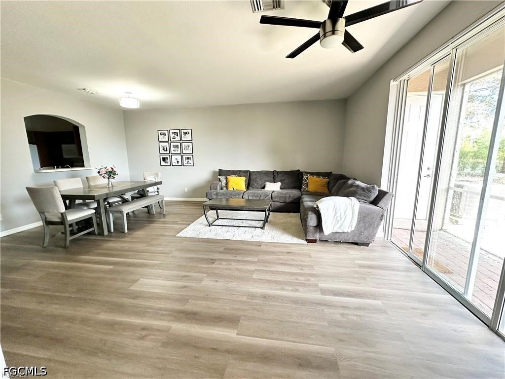3 Bed Pool Home for Sale in Fort Myers, photo 4