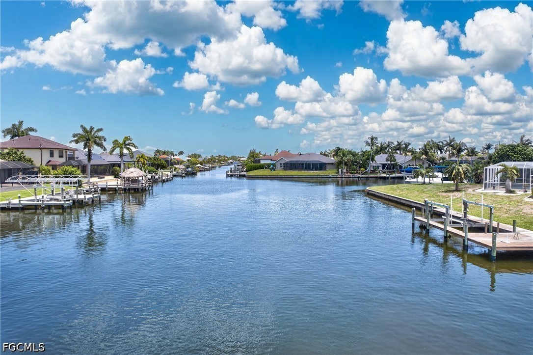 4 Bed Pool Home for Sale in Cape Coral, photo 4