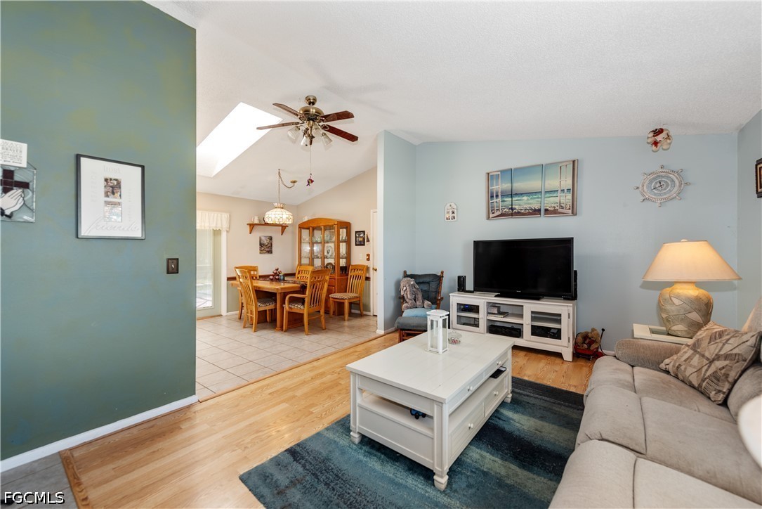 2 Bed Pool Home for Sale in Cape Coral, photo 4