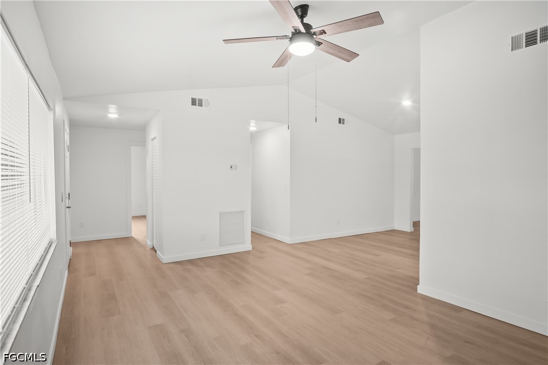 3 Bed Pool Home for Sale in Cape Coral, photo 4