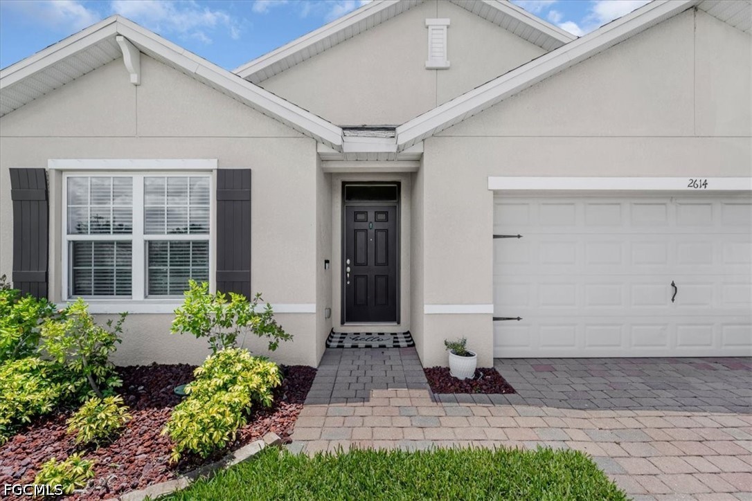 4 Bed SingleFamilyResidence for Sale in Cape Coral, photo 4
