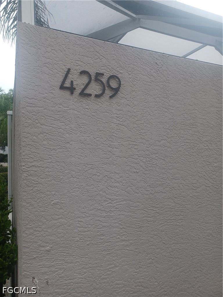 3 Bed Attached for Sale in Naples, photo 4