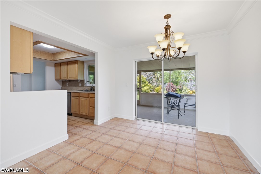 2 Bed SingleFamilyResidence for Sale in San Carlos Park, photo 4