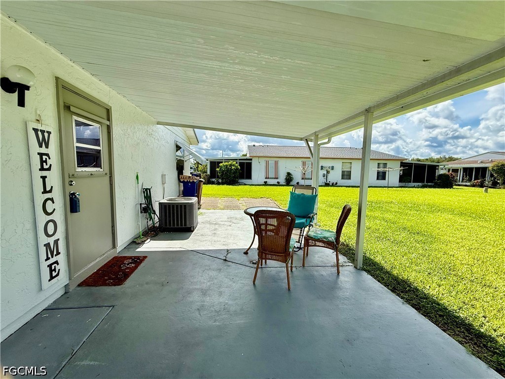 2 Bed Attached for Sale in Lehigh Acres, photo 4
