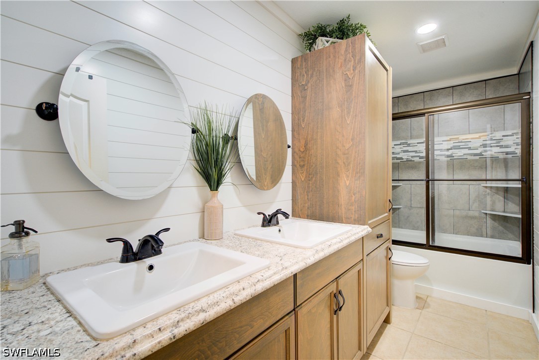3 Bed SingleFamilyResidence for Sale in Naples, photo 4