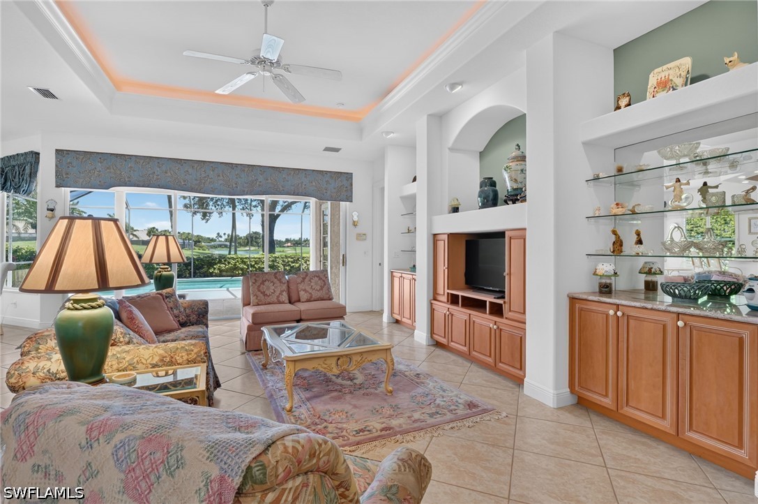 3 Bed Pool Home for Sale in Yorktown, photo 4
