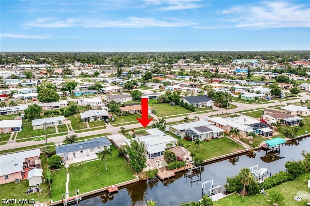 3 Bed Waterfront Home for Sale in Port Charlotte, photo 4