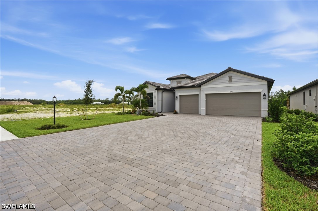 3 Bed SingleFamilyResidence for Sale in Estero, photo 4