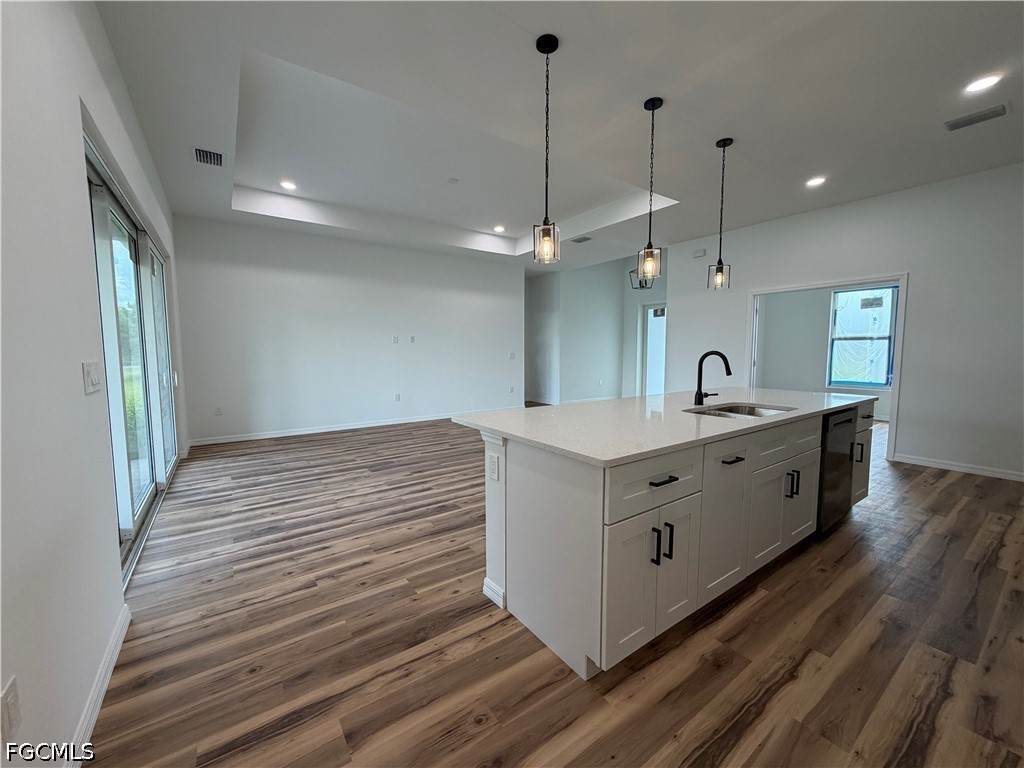 3 Bed SingleFamilyResidence for Sale in Lehigh Acres, photo 4