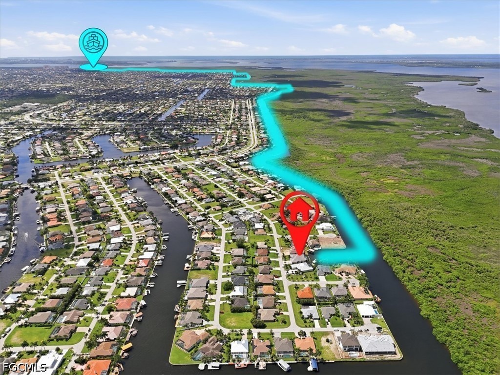 4 Bed Pool Home for Sale in Cape Coral, photo 4