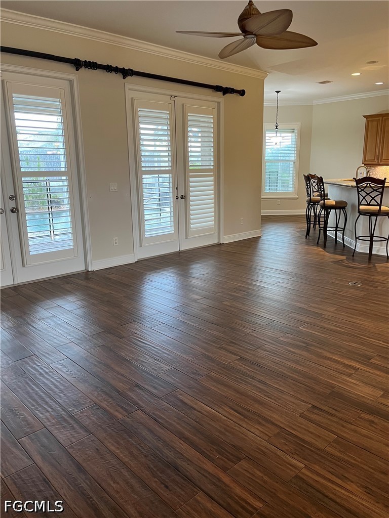 3 Bed Pool Home for Sale in Cape Coral, photo 4