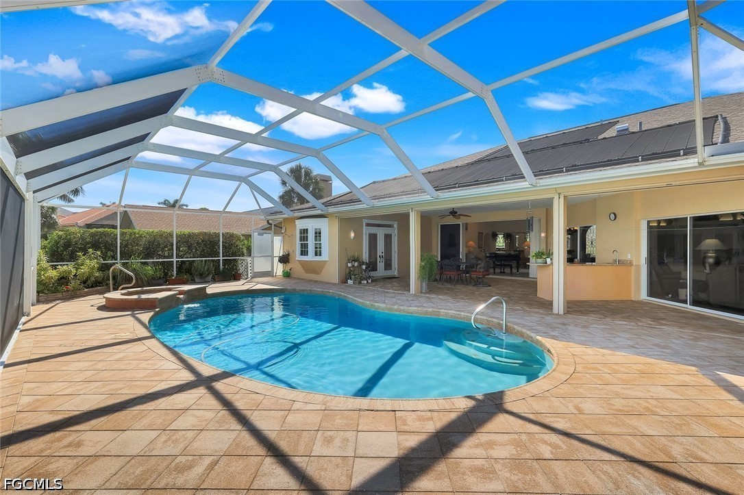 4 Bed Pool Home for Sale in The Forest, photo 4