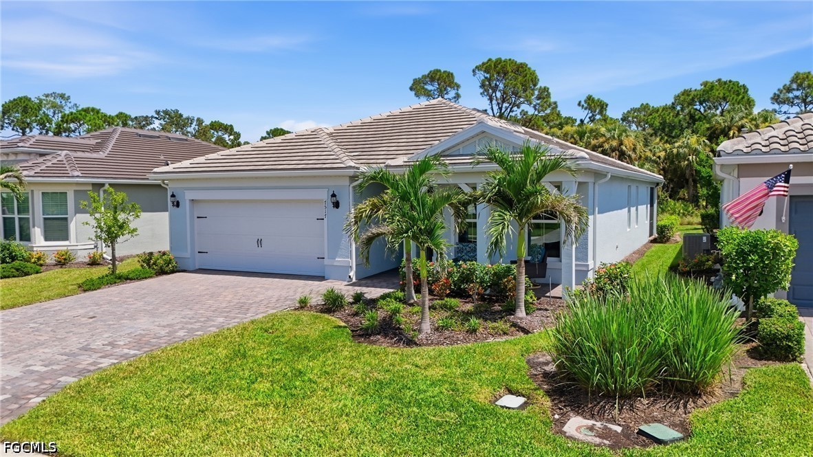 2 Bed SingleFamilyResidence for Sale in North Fort Myers, photo 4