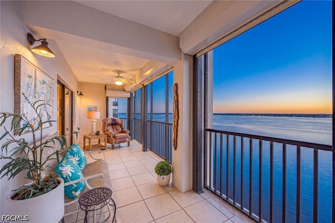 3 Bed Waterfront Home for Sale in Fort Myers, photo 4