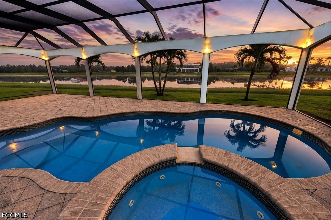 6 Bed Pool Home for Sale in Estero, photo 4