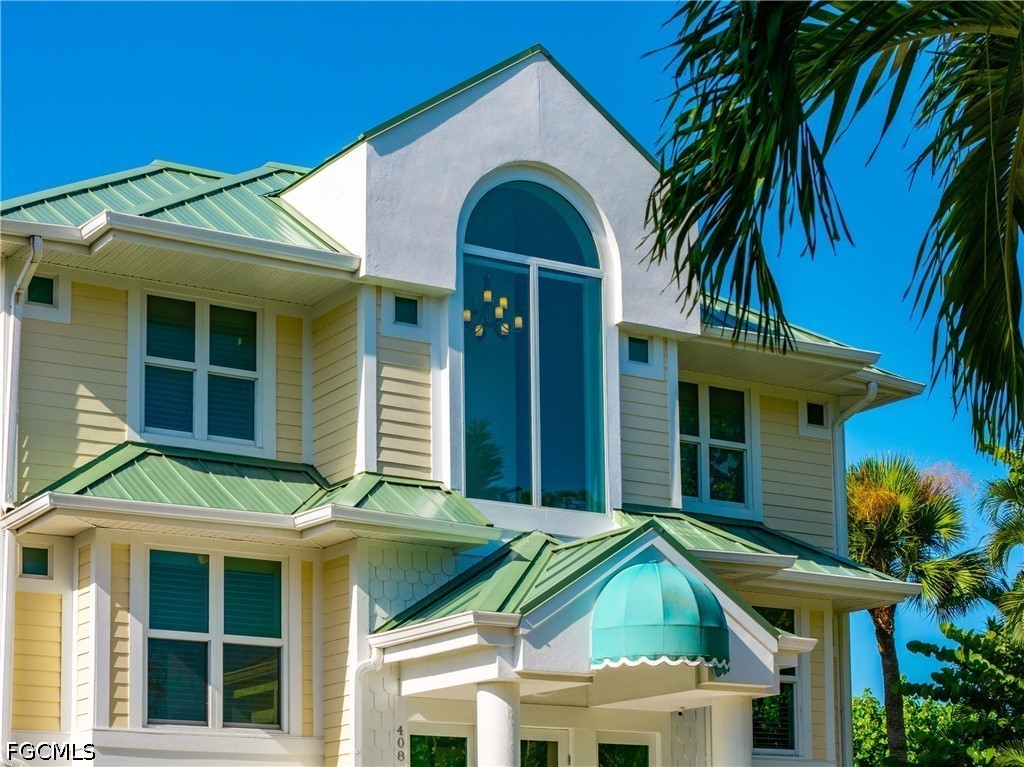 4 Bed Pool Home for Sale in Sanibel, photo 4