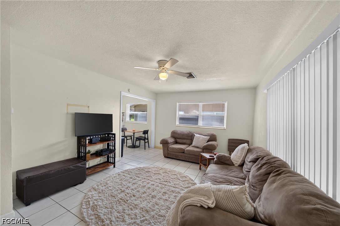 4 Bed Duplex for Sale in Cape Coral, photo 4