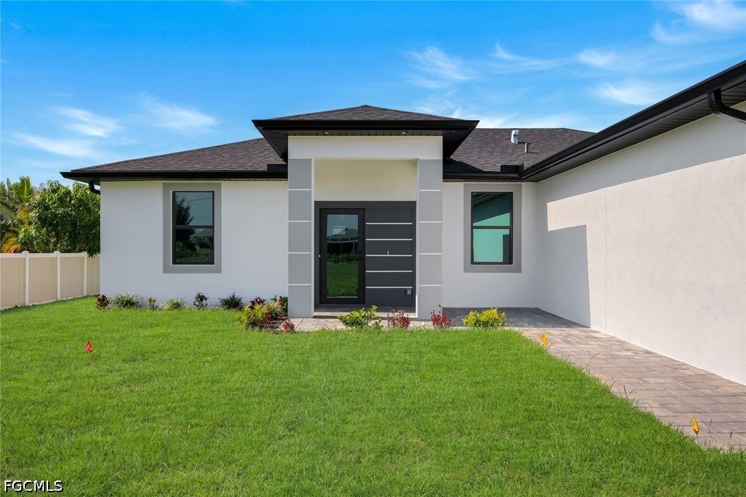 4 Bed SingleFamilyResidence for Sale in Cape Coral, photo 4