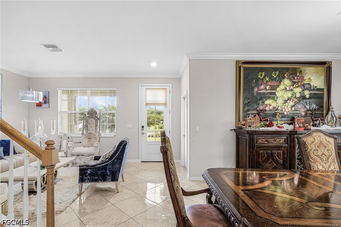 5 Bed Pool Home for Sale in Trails Edge, photo 4