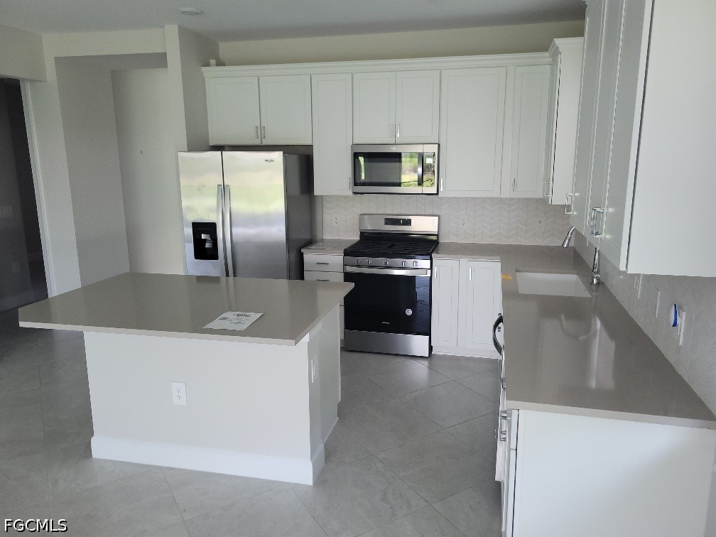 2 Bed Attached for Sale in Esplanade Lake Club, photo 4