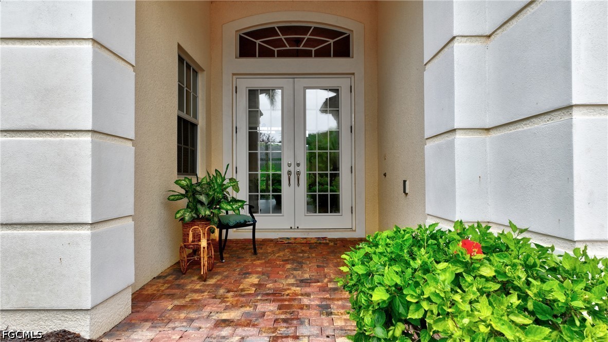 3 Bed SingleFamilyResidence for Sale in Estero, photo 4