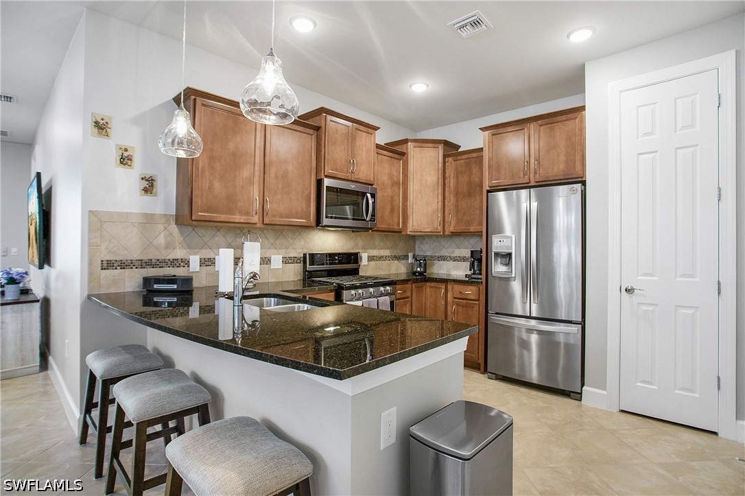 2 Bed Pool Home for Sale in Winding Cypress, photo 4