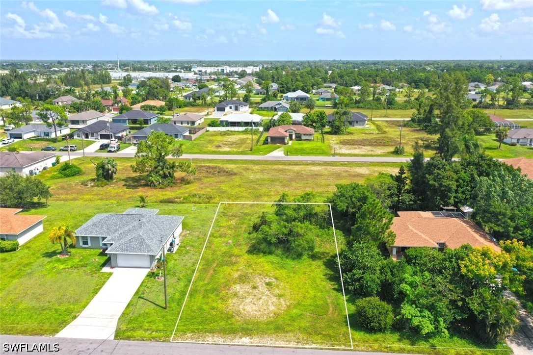 Residential for Sale in Cape Coral, photo 4