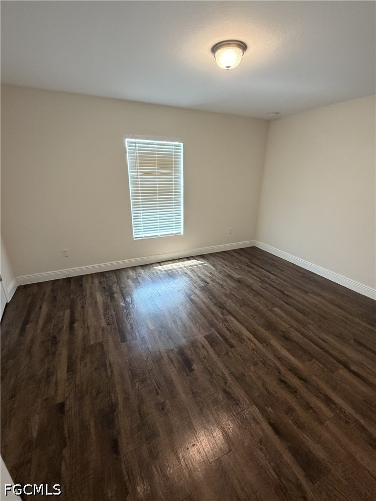 4 Bed SingleFamilyResidence for Sale in Labelle, photo 4