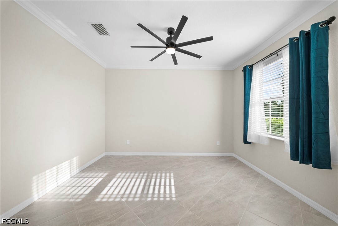 4 Bed Pool Home for Sale in Hampton Lakes, photo 4