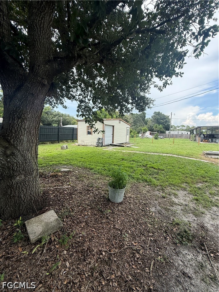 2 Bed ManufacturedHome for Sale in North Fort Myers, photo 4