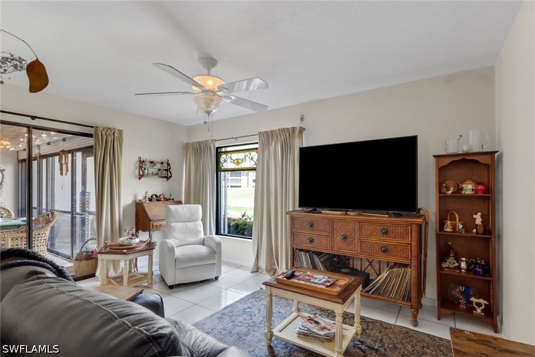 2 Bed Condominium for Sale in Augusta Village, photo 4